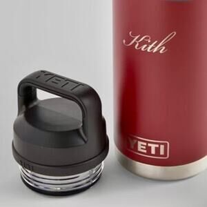 KITHMAS 2023 • KITH x YETI • 26oz Bottle • Harvest Red • Cross-Posted • Firm